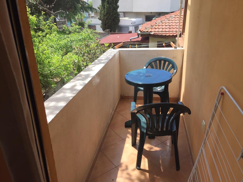 Guest House Afrodita Chernomorets Exterior photo